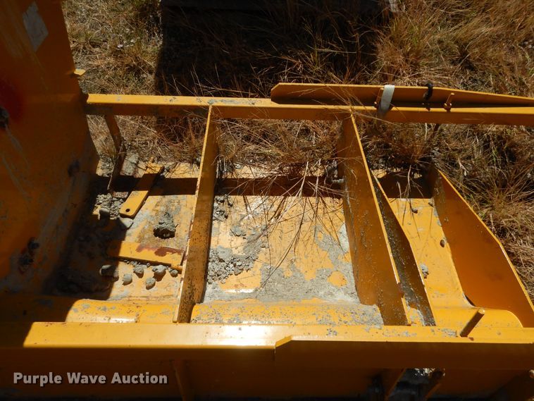 image for item KF9185 Gomaco  concrete curb mold