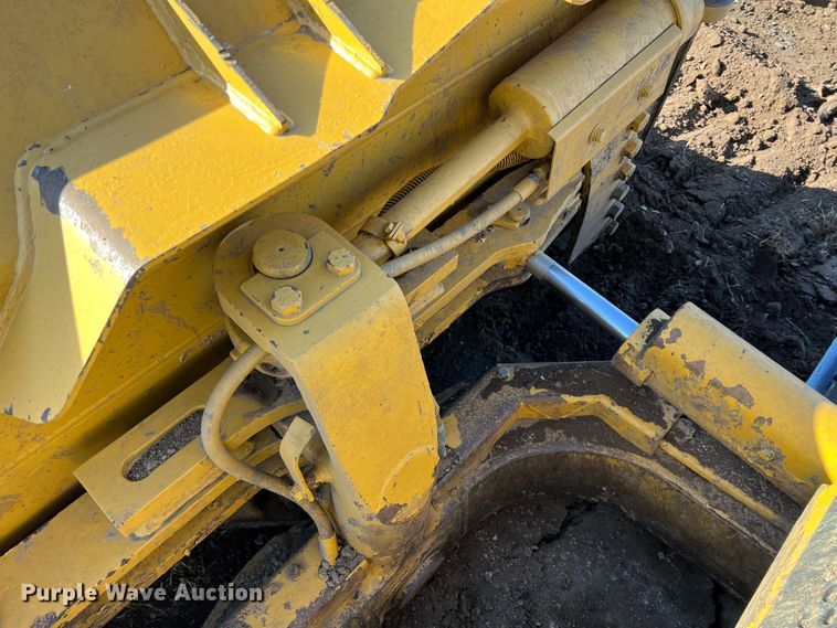 image for item KF9846 1995 Caterpillar D4H XL Series III  dozer