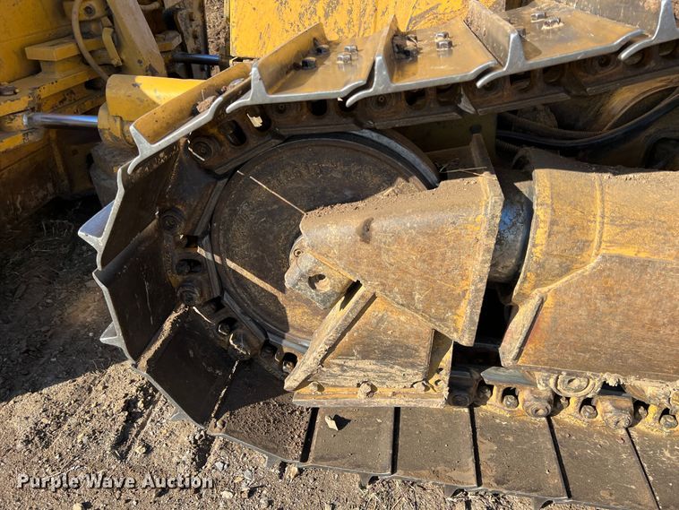 image for item KF9846 1995 Caterpillar D4H XL Series III  dozer