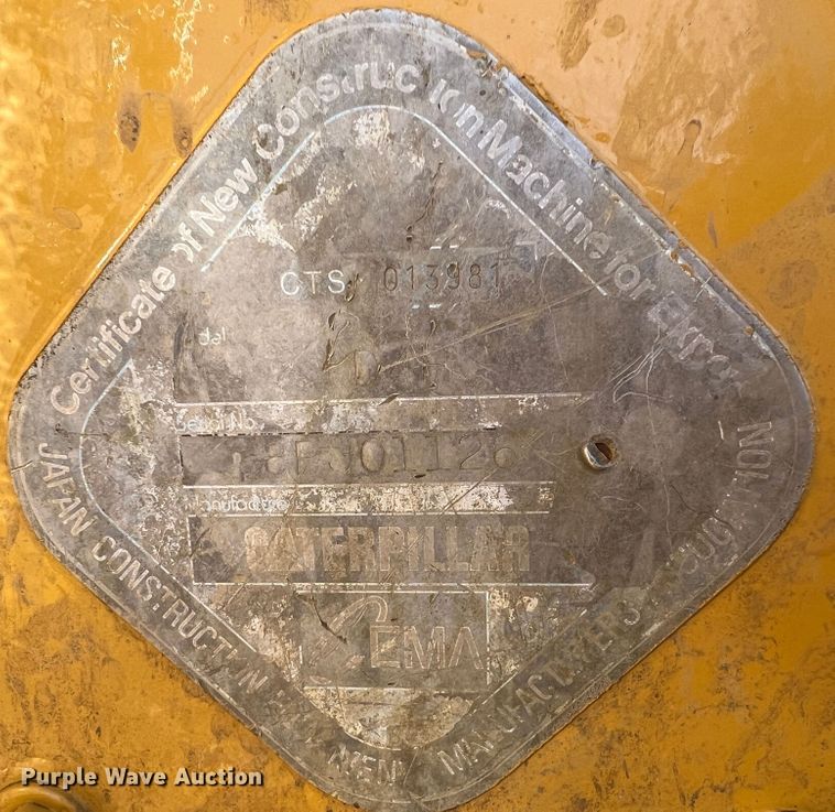 image for item KF9846 1995 Caterpillar D4H XL Series III  dozer