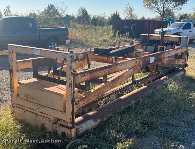 image for item KF9847 2001 Allen TRTP-95  paver