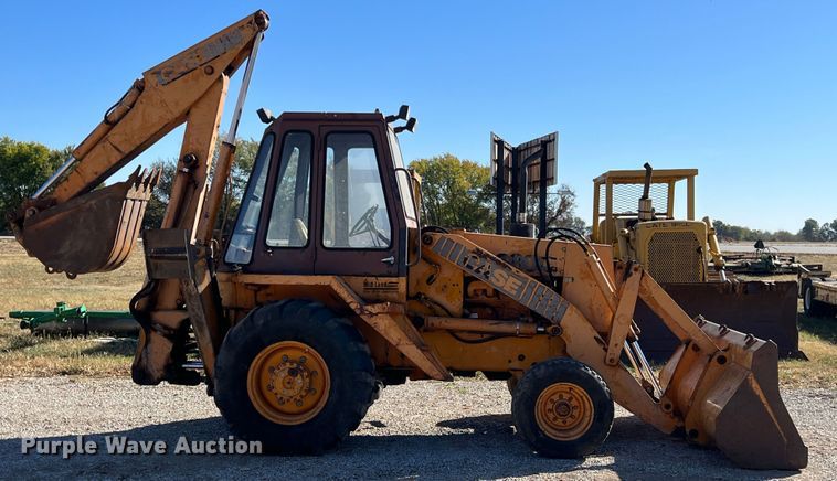 image for item KF9852 1979 Case 680G  backhoe