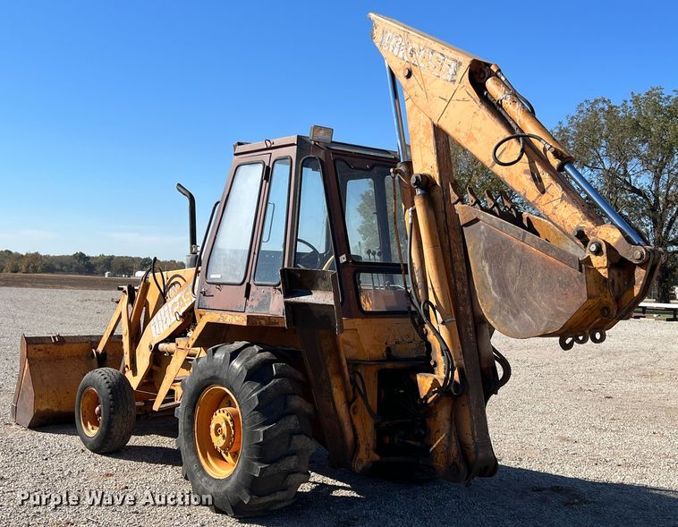 image for item KF9852 1979 Case 680G  backhoe