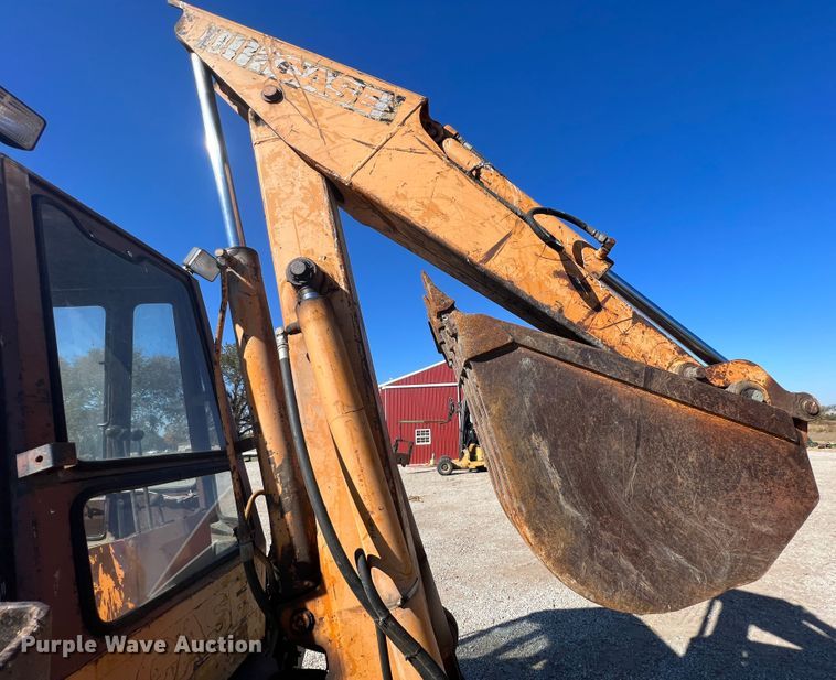 image for item KF9852 1979 Case 680G  backhoe