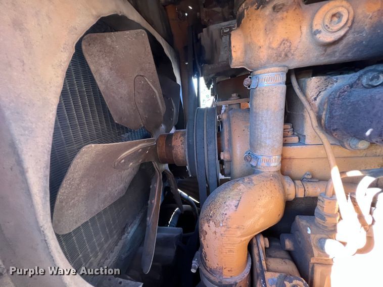 image for item KF9852 1979 Case 680G  backhoe