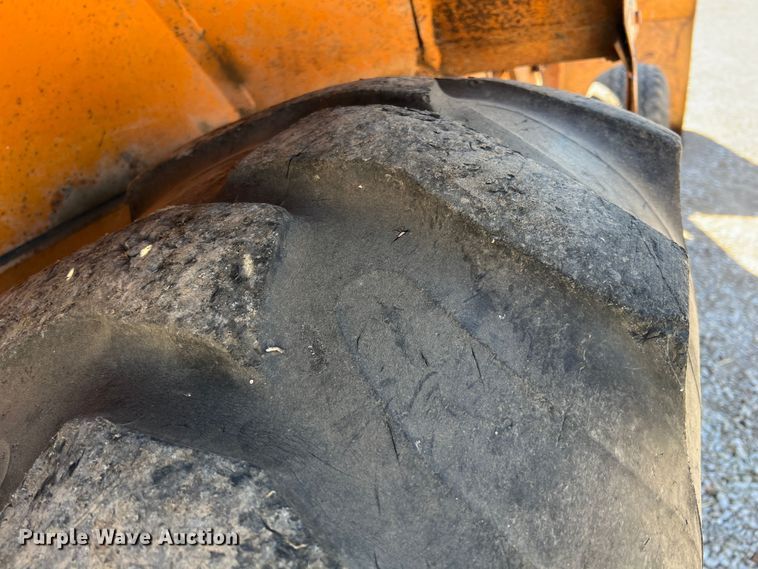 image for item KF9852 1979 Case 680G  backhoe