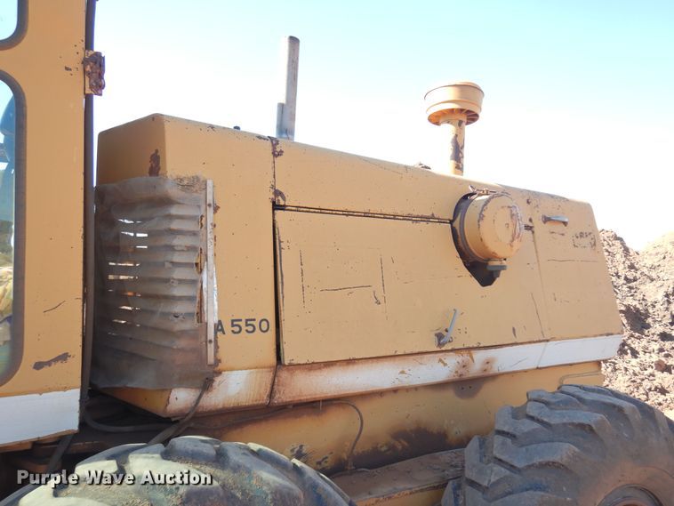 image for item KJ9021 Dresser A550  motor grader