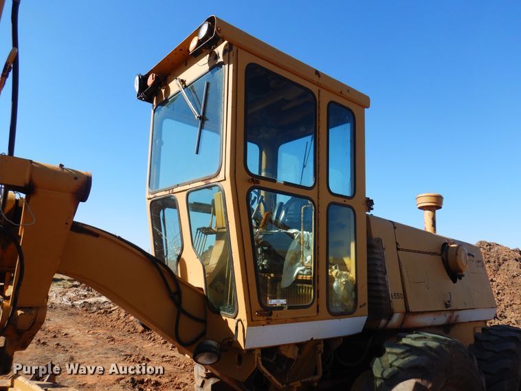 image for item KJ9021 Dresser A550  motor grader