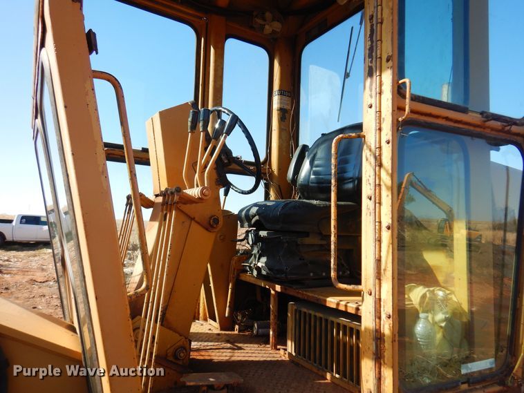 image for item KJ9021 Dresser A550  motor grader