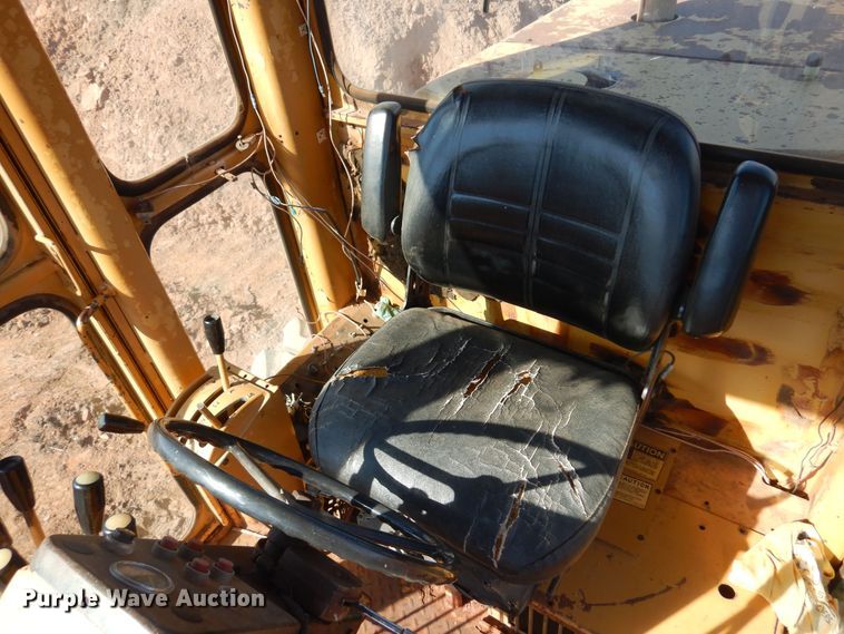 image for item KJ9021 Dresser A550  motor grader