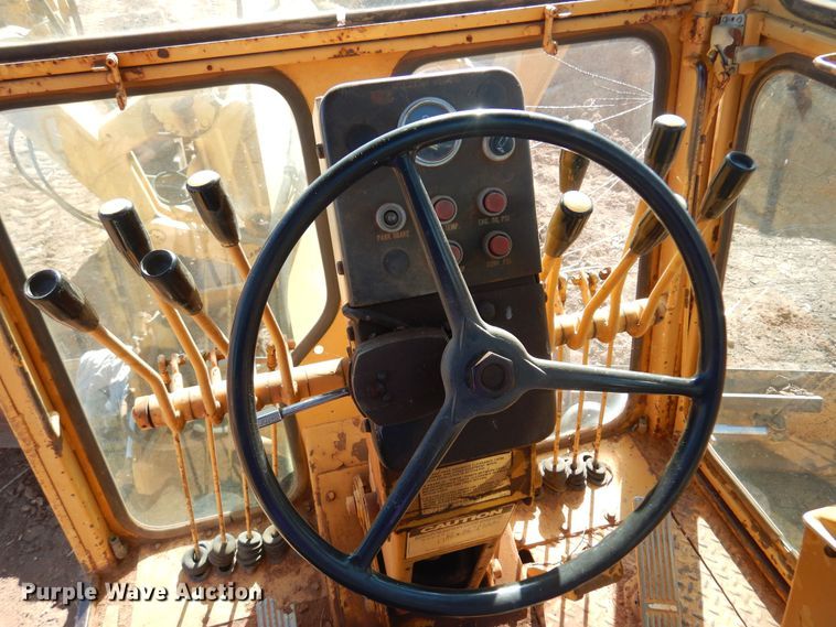 image for item KJ9021 Dresser A550  motor grader