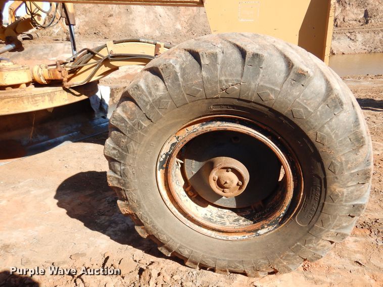 image for item KJ9021 Dresser A550  motor grader