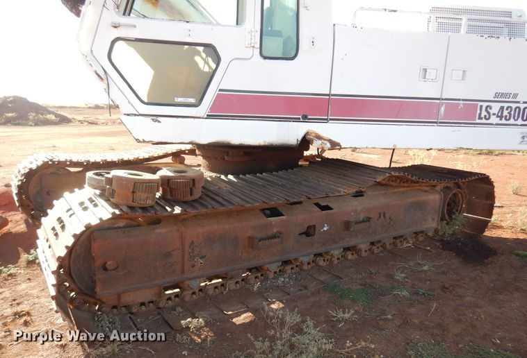 image for item KJ9028 Link-Belt LS-4300  long reach excavator