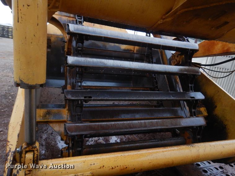 image for item KJ9145 1988 John Deere 762B  elevating scraper