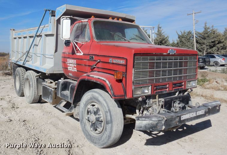 image for item KJ9148 1989 Chevrolet C70 dump truck