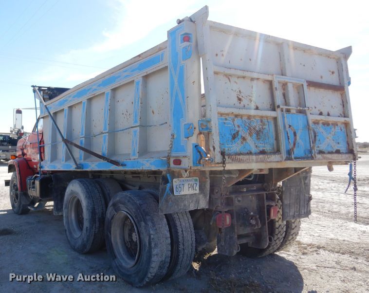image for item KJ9148 1989 Chevrolet C70 dump truck