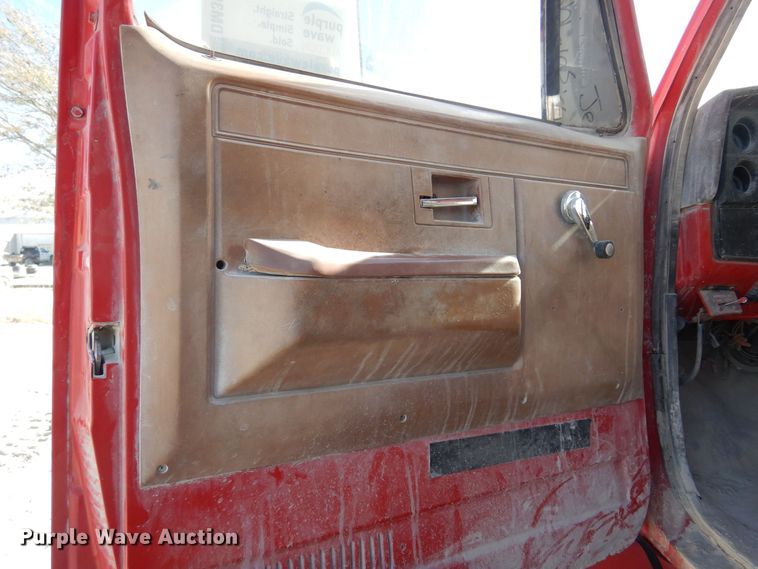 image for item KJ9148 1989 Chevrolet C70 dump truck