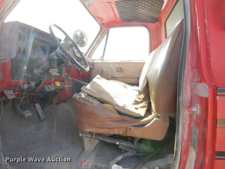 image for item KJ9148 1989 Chevrolet C70 dump truck