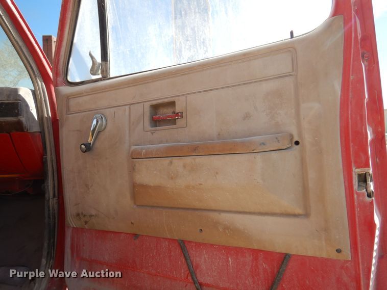 image for item KJ9148 1989 Chevrolet C70 dump truck