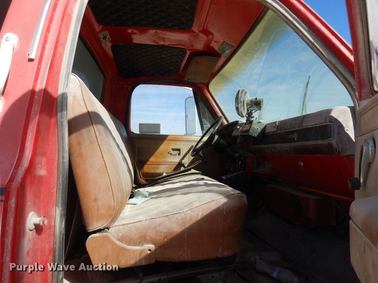 image for item KJ9148 1989 Chevrolet C70 dump truck