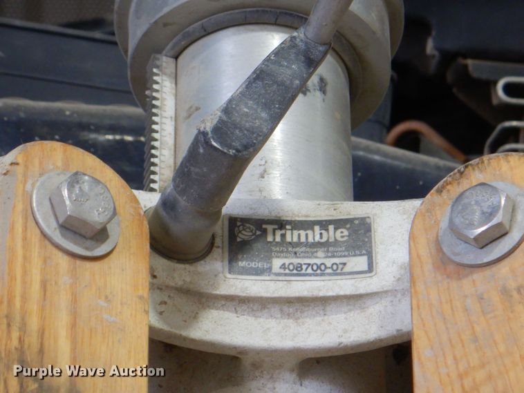 image for item KW9301 Trimble 408700-07  tripod