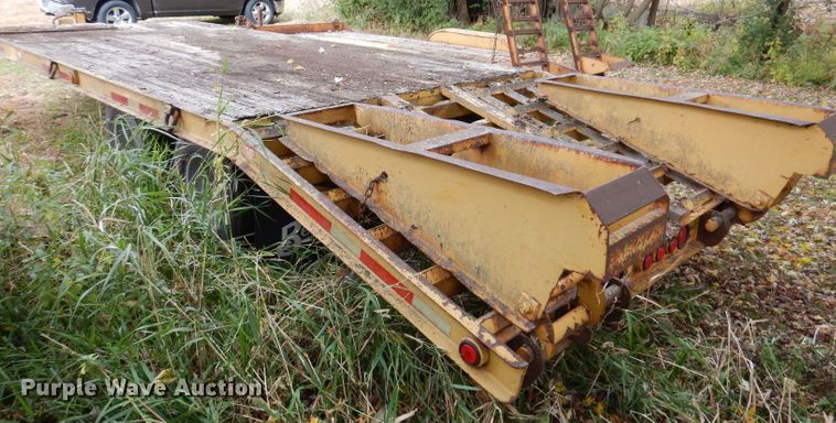 image for item KW9387 1999 Belshe T9  equipment trailer