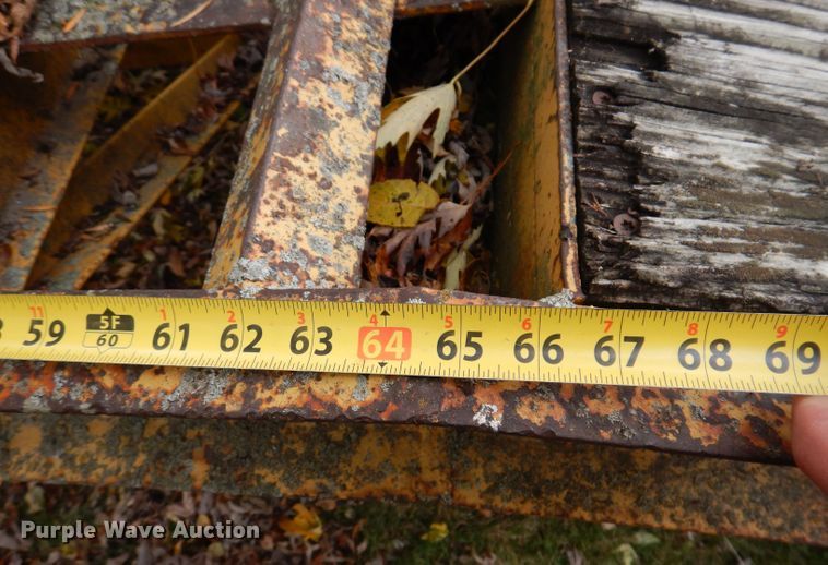 image for item KW9387 1999 Belshe T9  equipment trailer