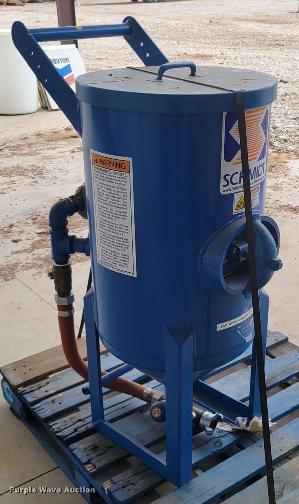 image for item LG9313 Schmidt 3.5 C.F.  sandblast pot