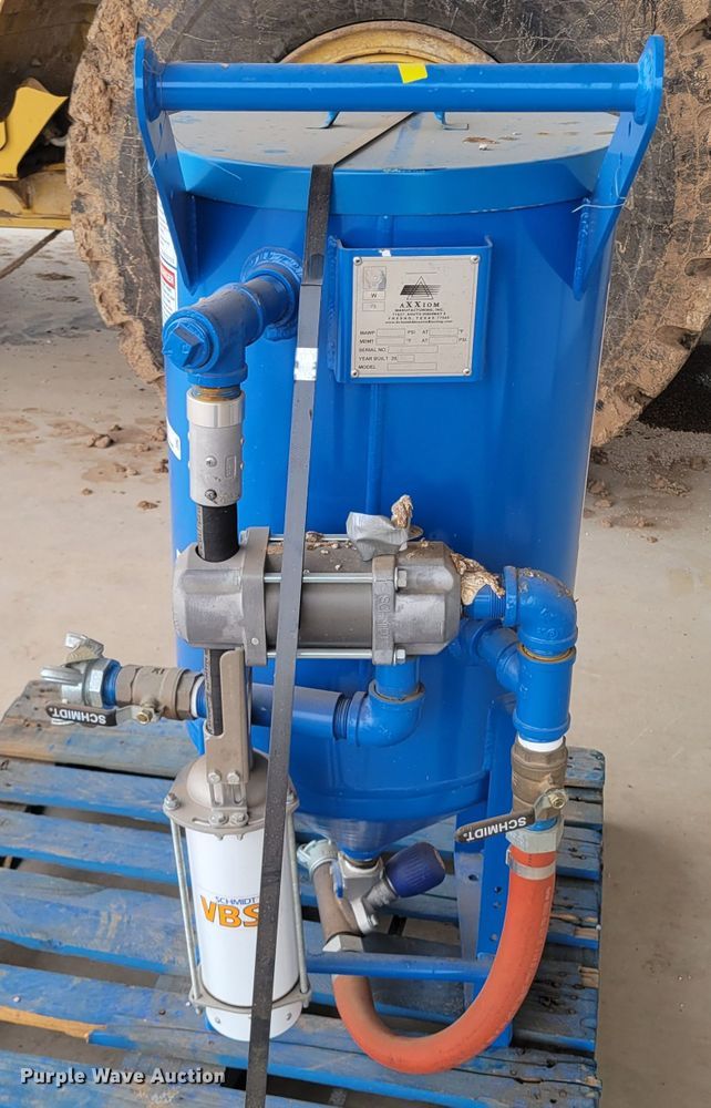 image for item LG9313 Schmidt 3.5 C.F.  sandblast pot