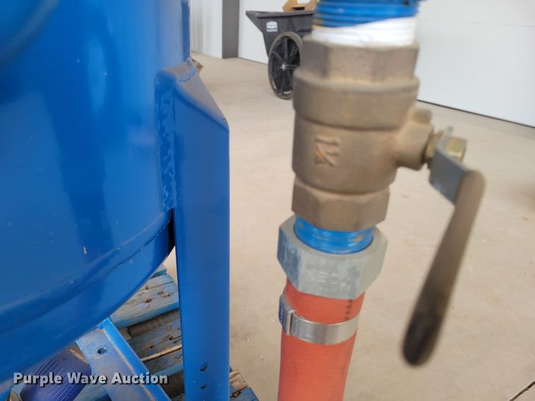 image for item LG9313 Schmidt 3.5 C.F.  sandblast pot