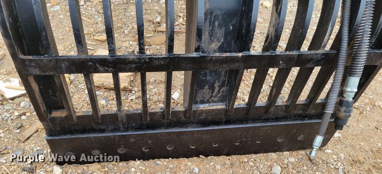 image for item LG9315 2021 Caterpillar G332  86" W grapple