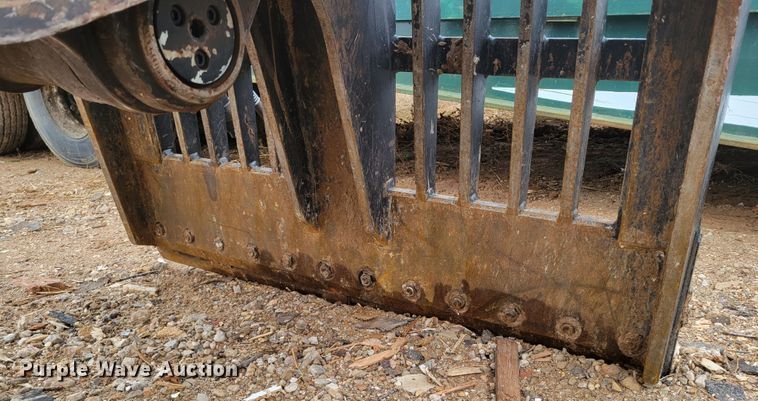 image for item LG9315 2021 Caterpillar G332  86" W grapple