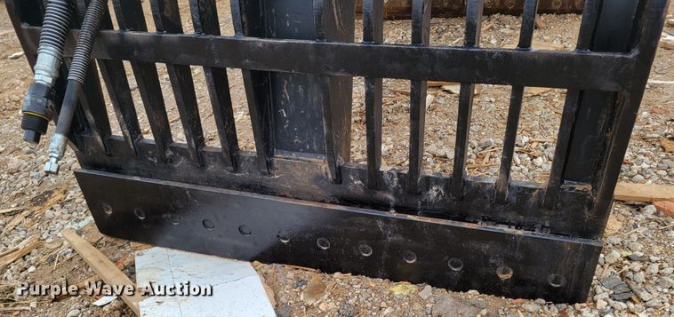 image for item LG9315 2021 Caterpillar G332  86" W grapple