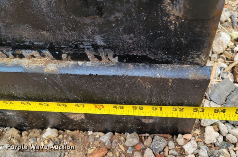 image for item LG9315 2021 Caterpillar G332  86" W grapple