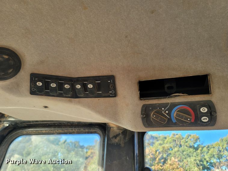 image for item LN9697 2008 Caterpillar 953D  track loader