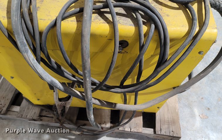 image for item LN9715 Chemetron H300  welder