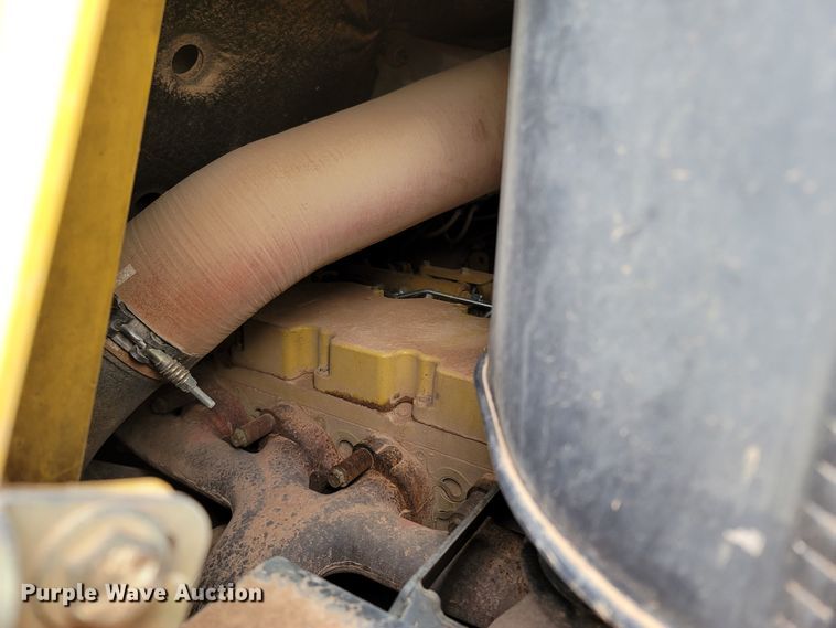 image for item LN9734 2008 Caterpillar 953D  track loader