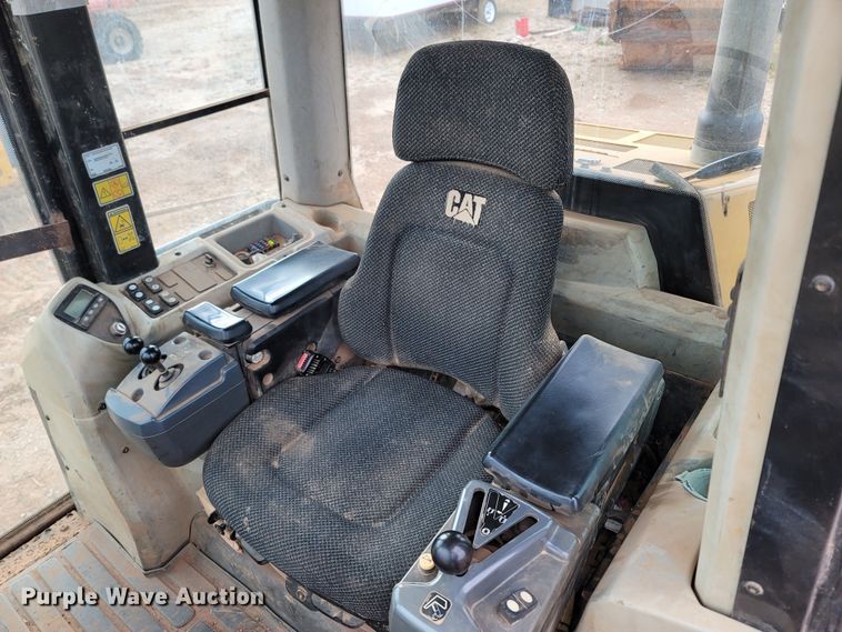 image for item LN9734 2008 Caterpillar 953D  track loader