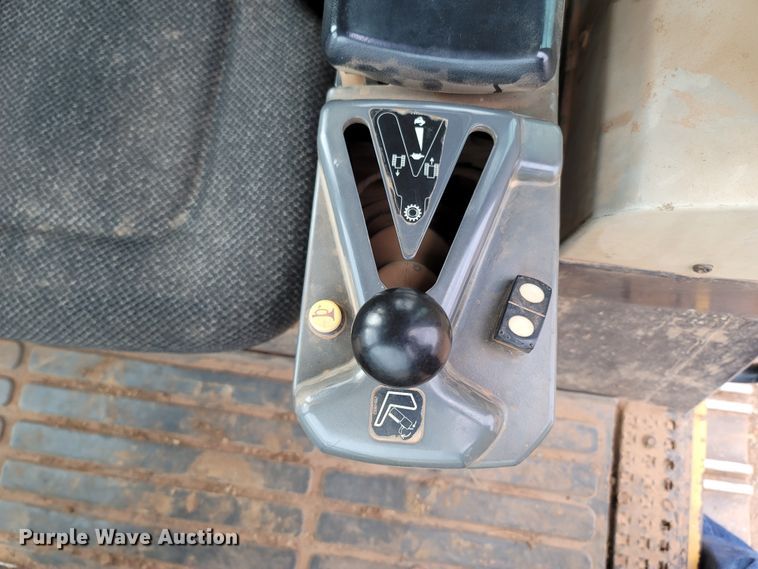 image for item LN9734 2008 Caterpillar 953D  track loader