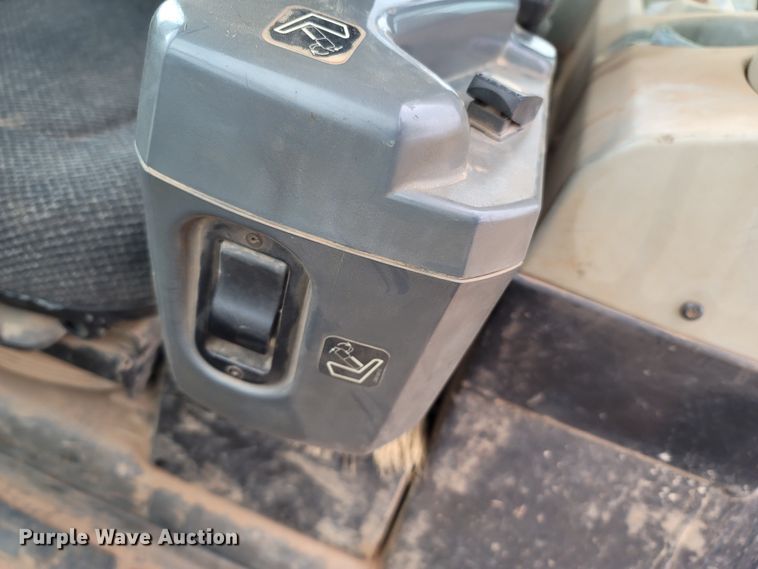 image for item LN9734 2008 Caterpillar 953D  track loader