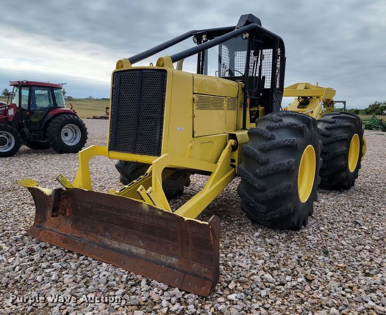 image for item LO9084 John Deere JD740-A  skidder