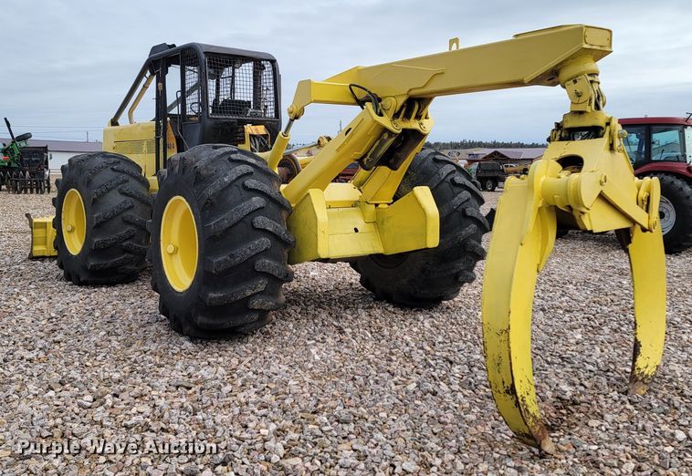 image for item LO9084 John Deere JD740-A  skidder