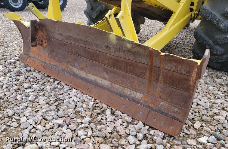 image for item LO9084 John Deere JD740-A  skidder