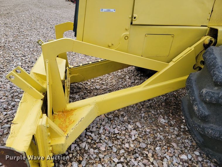 image for item LO9084 John Deere JD740-A  skidder