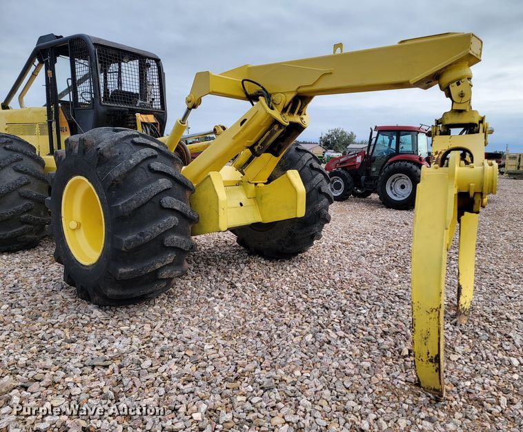 image for item LO9084 John Deere JD740-A  skidder