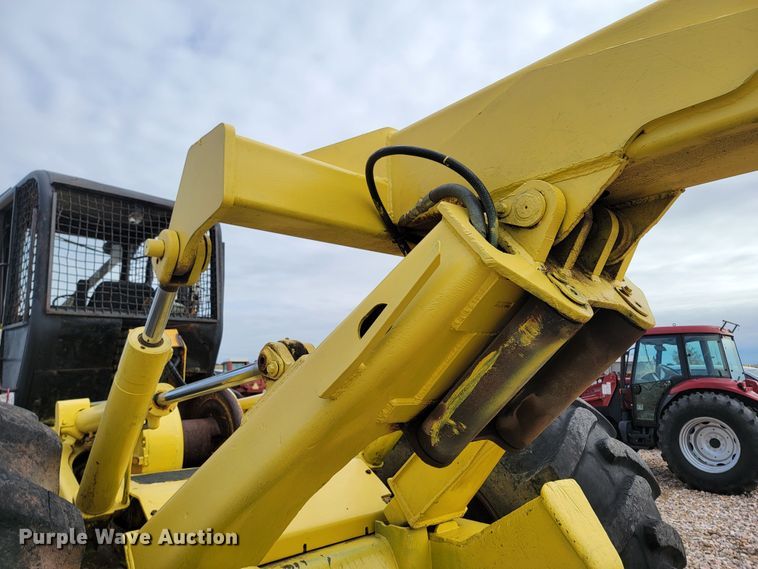 image for item LO9084 John Deere JD740-A  skidder