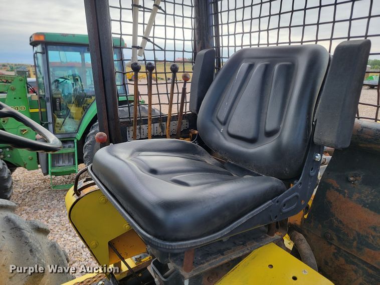 image for item LO9084 John Deere JD740-A  skidder