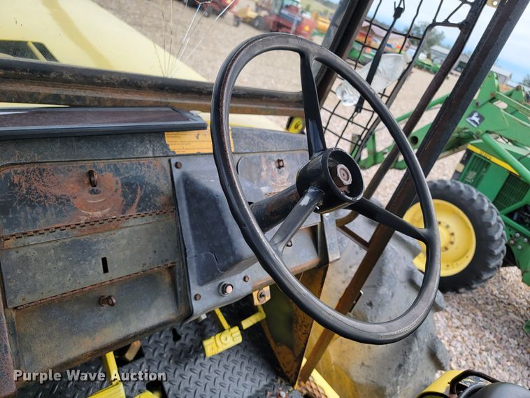 image for item LO9084 John Deere JD740-A  skidder