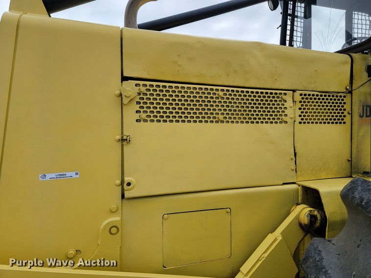 image for item LO9084 John Deere JD740-A  skidder