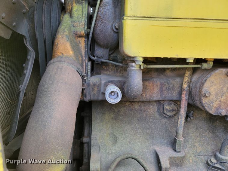 image for item LO9084 John Deere JD740-A  skidder